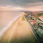 Apartment Panoramic Beachfront Bliss *